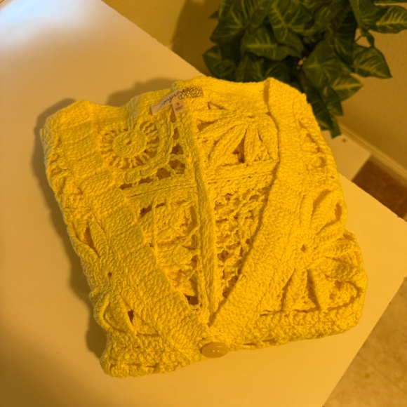 Closet Clearance! - Picture 4 of 4